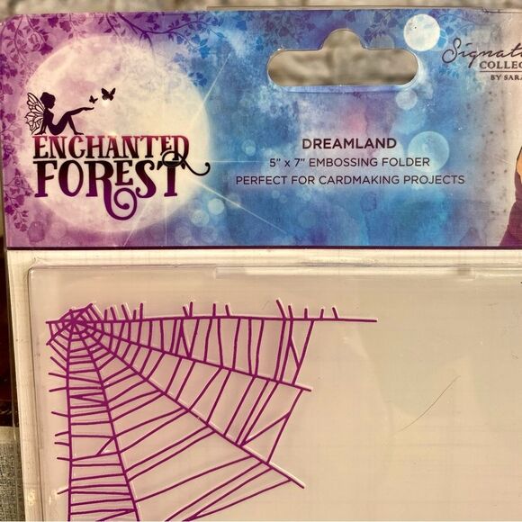 Crafters Companion NWT Embossing Folder Enchanted Forest Dreamland Design - Picture 3 of 4